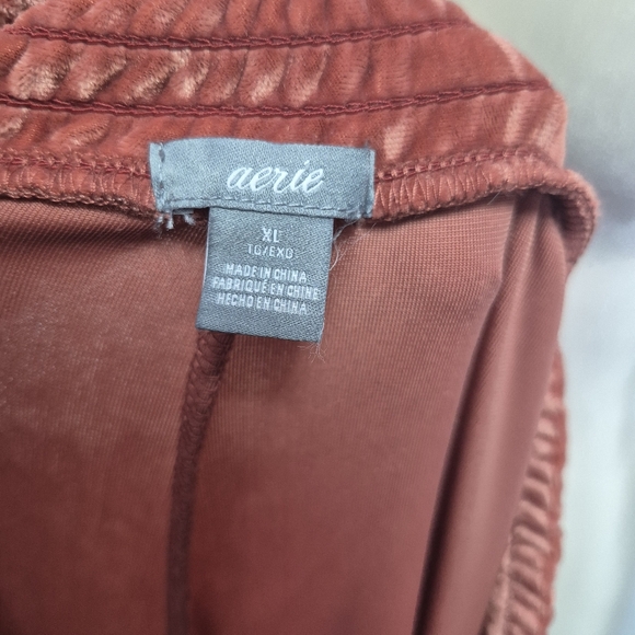 Aerie Crushed Velvet Pink Pajama Set Size XL - Picture 9 of 16